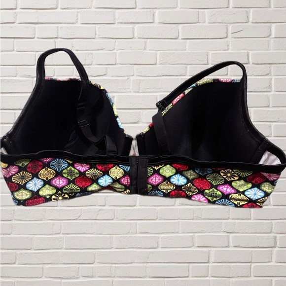 Bundle of three stylish and supportive Cacique bras, all in size 42DD - Picture 7 of 7